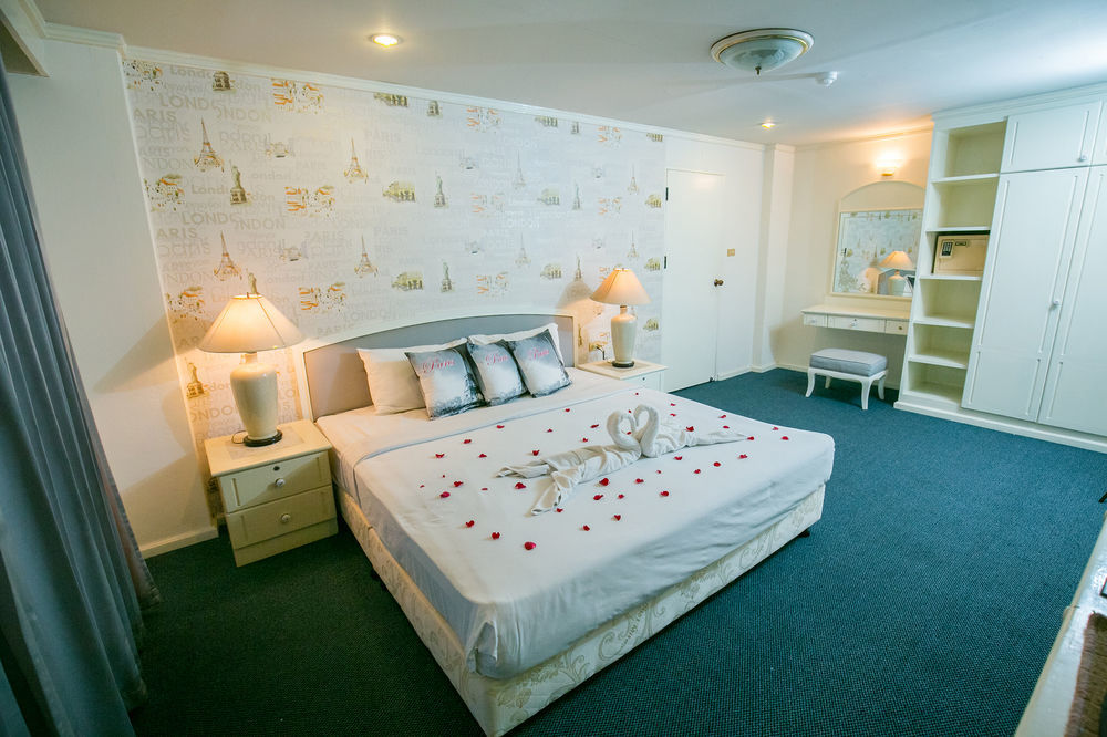 Le Paradis Bangkok Ngoại thất bức ảnh