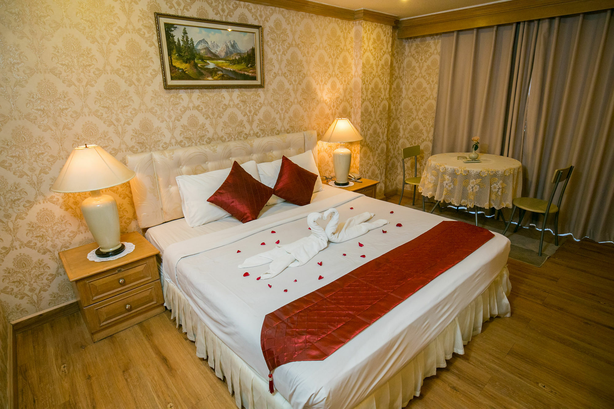Le Paradis Bangkok Ngoại thất bức ảnh